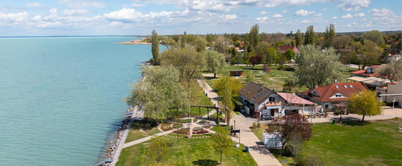 Pelso Apartman Zamárdi Esterno foto