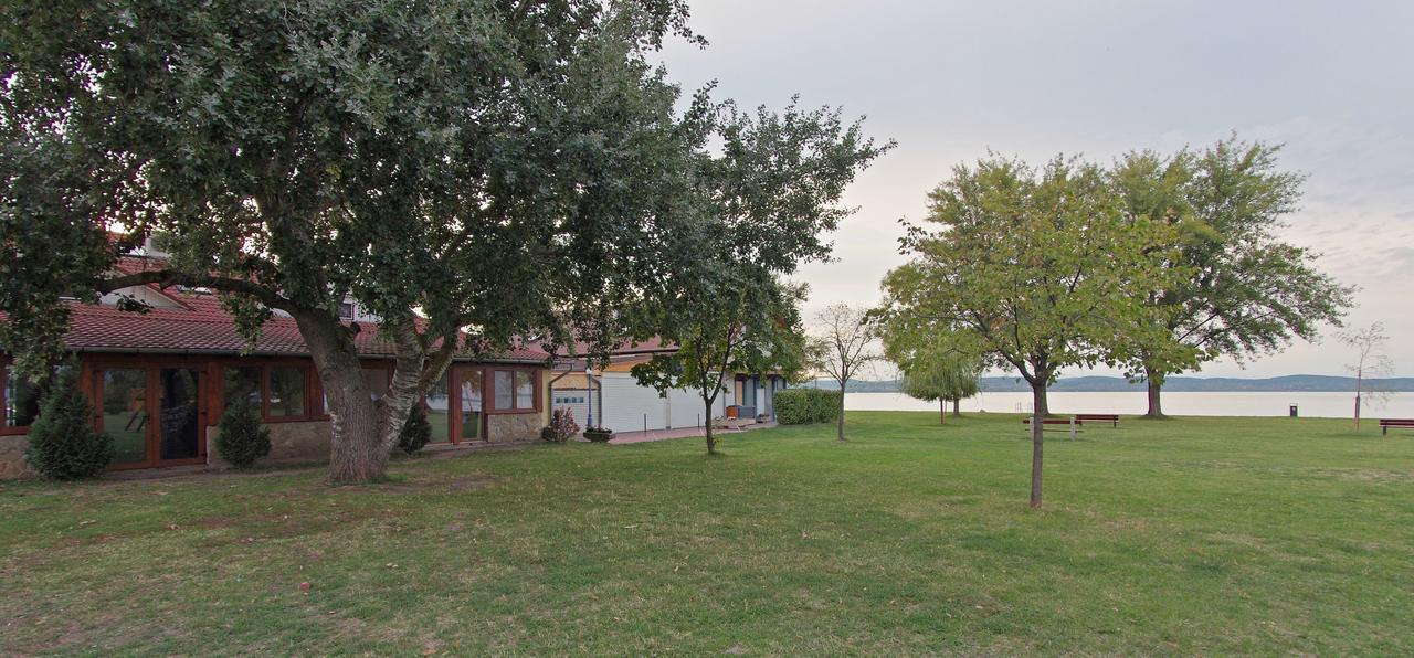 Pelso Apartman Zamárdi Esterno foto